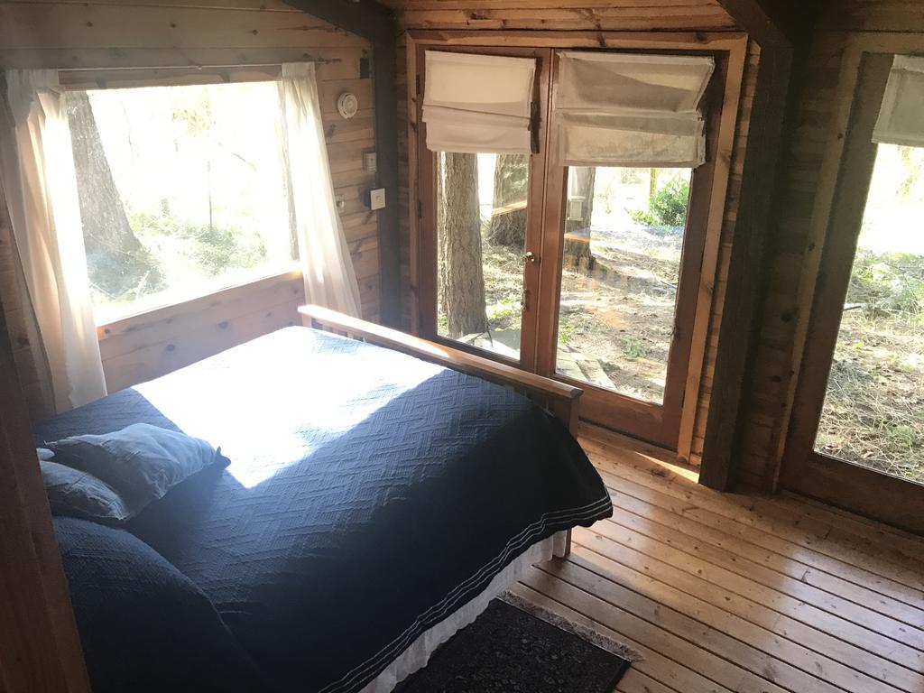 Holly Lane Gardens Bed & Breakfast Bainbridge Island Екстериор снимка